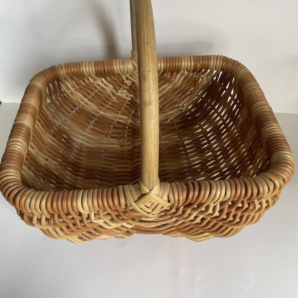 Vtg Buttocks Woven Basket Harvest‎ Egg Gathering Country Farmhouse Primitive